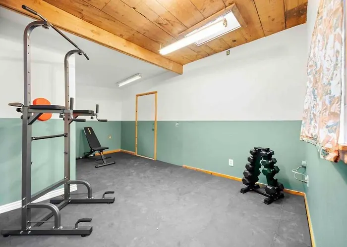 Casa vacanze Stylish And Cozy Downtown 2 Bedroom Unit With Hot Tub *